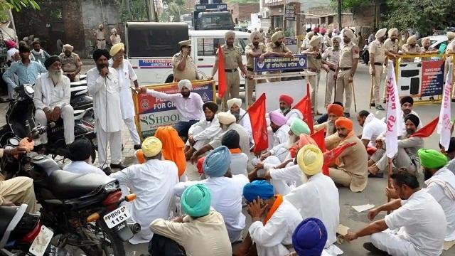 In-protest-of-lathicharges-on-fa