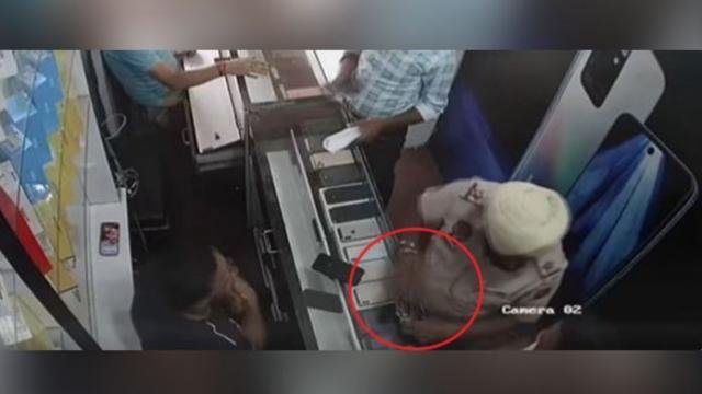 Watch-the-video-of-the-death-of-
