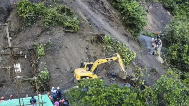 Due-to-the-landslide-in-Colombia