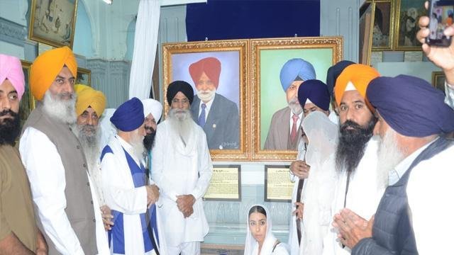 Portraits-of-three-prominent-Sik