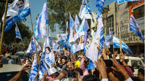 Aam-Aadmi-Party-Released-The-Thi
