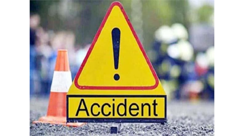 Khanna-Accident-Truck-Collided-W
