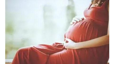 40-Single-Girls-Got-Pregnant-At-