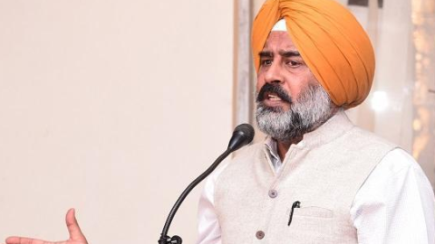 Congress-Makes-Major-Organizatio