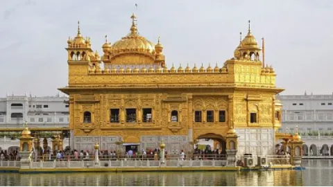 ਜਲਦ ਕਰਵਾ ਲਓ Wedding Insurance,